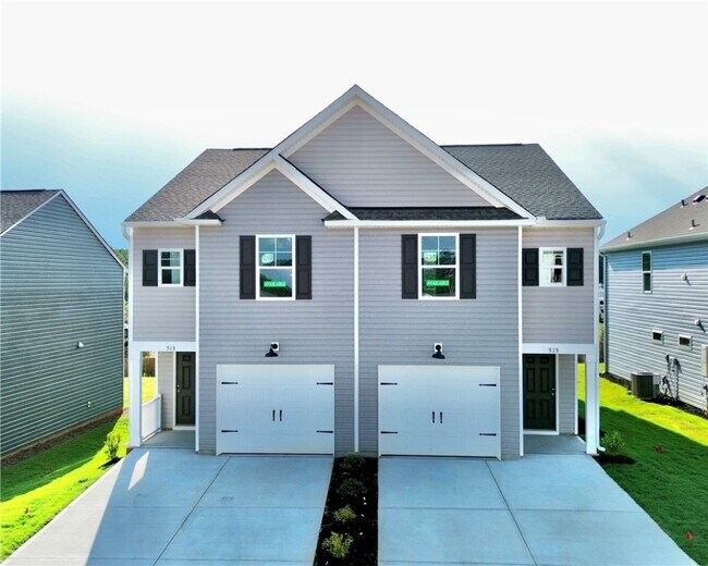 515 Seaborn Cir, Pendleton, SC 29670 - photo 2