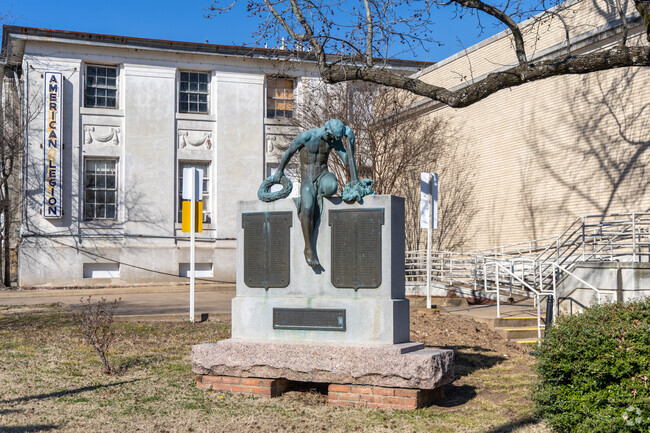 Paris, TX, boasts impressive architecture, with notable landmarks scattered throughout the city.