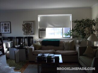 72 St Paul St Unit 6, Cambridge, MA 02139