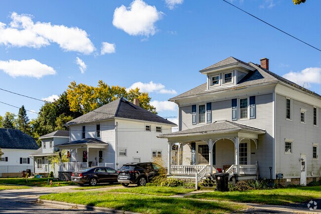 Massive foursquare homes are found in abundance throughout West Ganson.