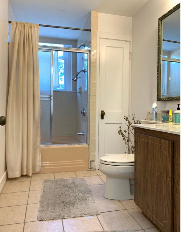 42 Westgate Rd Unit 4, Boston, MA 02467