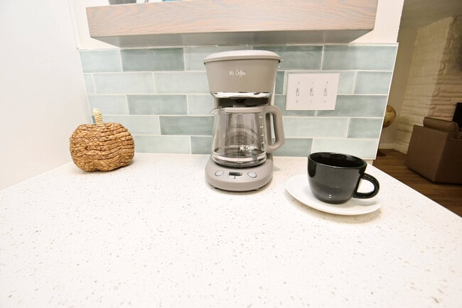 1831 Corby Blvd unit ID1037679P, South Bend, IN 46617 - photo 7