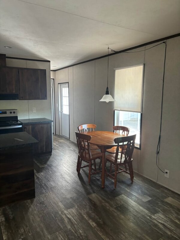 308 N Main St, Iuka, IL 62849 - photo 5