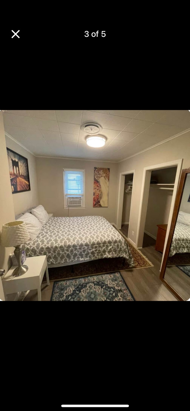 1021 Barlow St, Traverse City, MI 49686 - photo 3