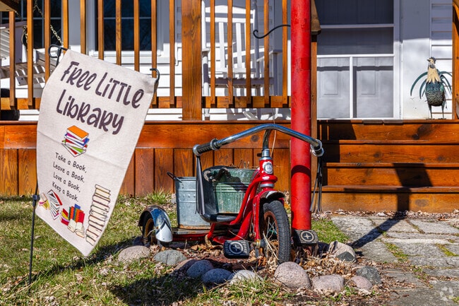 Take in the charming details throughout the Bensenville community.