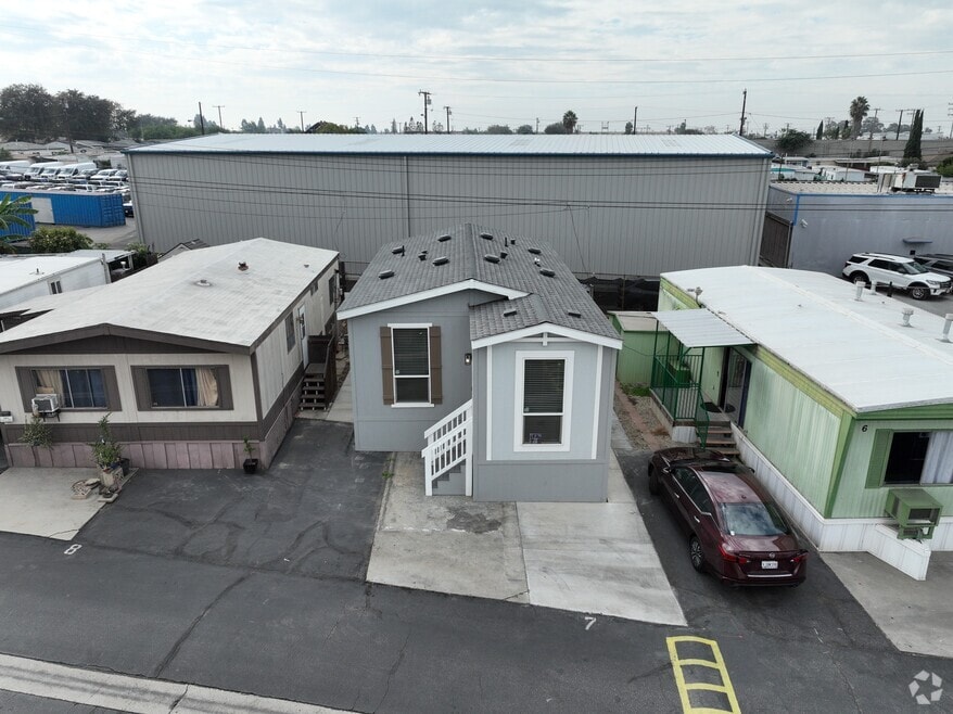 630 S Maple Ave unit 7, Montebello, CA 90640 - photo 2