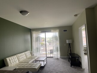 5570 Centre Ave Unit 203, Pittsburgh, PA 15232