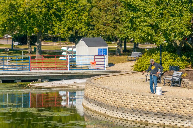 The nearby Fox River is a great fishing spot for Northwest Batavia residents to enjoy.