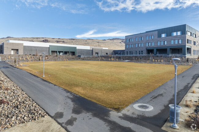 The courtyard in front of Procter R Hug High School.
