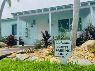642 Oak St, Boynton Beach, FL 33435