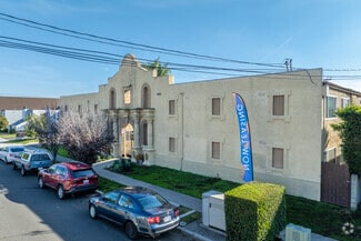 291-293 Avocado St, Costa Mesa, CA 92627