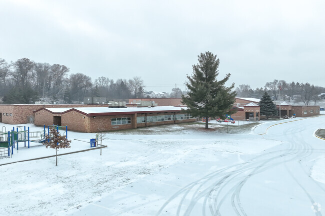 Pine Bend Elementary School is located in Inver Grove Heights, MN.