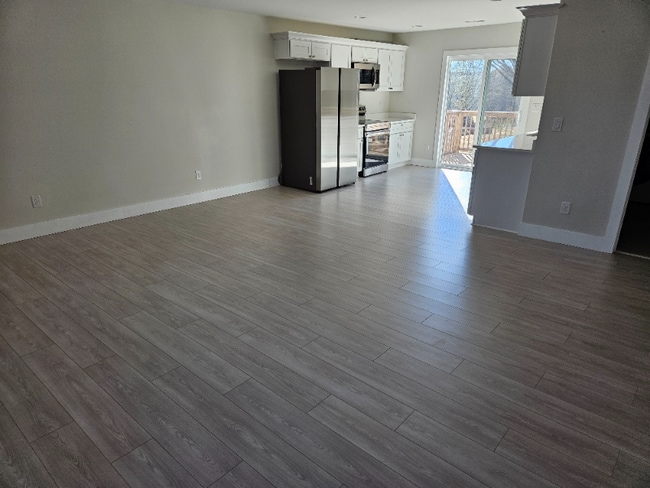 2044 Sandy Ford Rd unit 2044 Sandy Ford Rd, Chesnee, SC 29323 - photo 3