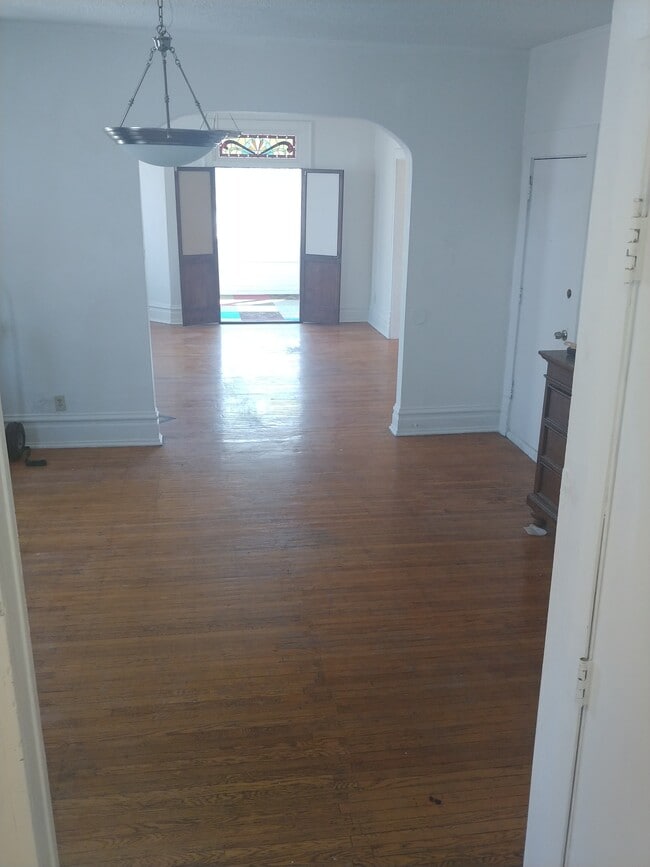 1618 Thomas Place N unit 2, Minneapolis, MN 55411 - photo 7