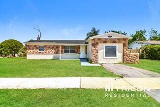 11813 127th Ave N, Largo, FL 33778