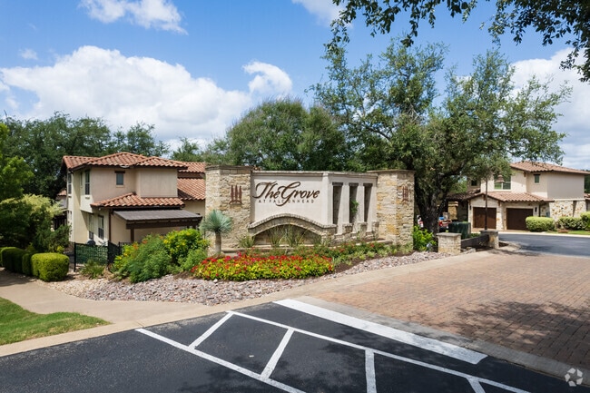 Luxury meets nature in Bee Cave residences.