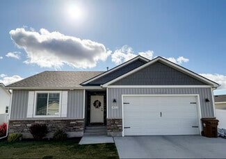 4933 Wiltshire St, Pocatello, ID 83202