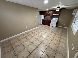 1213 W Pierce St, Lake Alfred, FL 33850