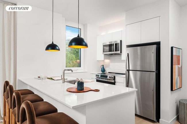 126 Sandford St, Bedford-Stuyvesant, NY 11205 - photo 3