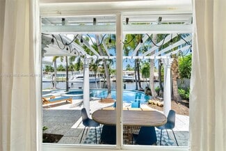 2513 SE 12th St, Pompano Beach, FL 33062