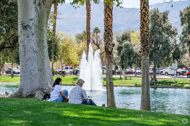 Toscana residents and surrounding neighborhoods enjoy the fountains at Civic Center Park.