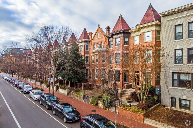 Historical row homes are plentiful in the Dupont Circle neighborhood.