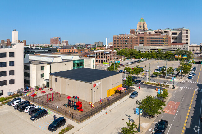 University Prep Elementary School is centrally located, making pick up and drop off simple.