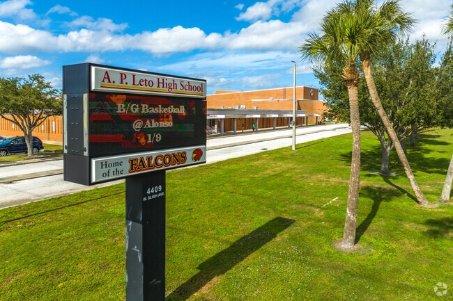 Leto High School entrance welcomes students to learn from Twelve Oaks and many other areas.