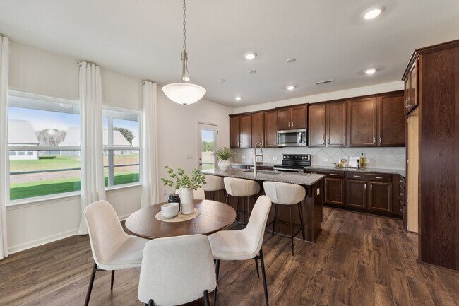 236 Wheatfield Dr unit 36892451, Statesville, NC 28677 - photo 3