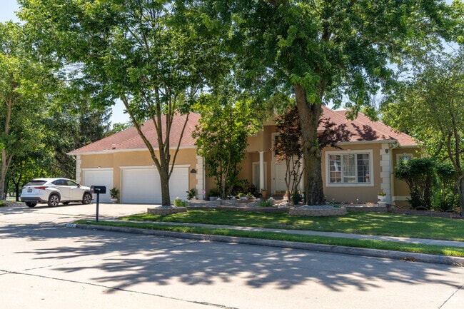 Homes in Bedford Walk consist of many architectural influences like Spanish stucco facades.