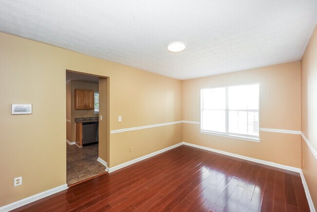 4414 Gladewood Run, Union City, GA 30291 - photo 6