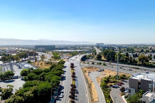 The Southbay Freeway runs through Alviso, providing easy access 6 miles toward Sunnyvale.