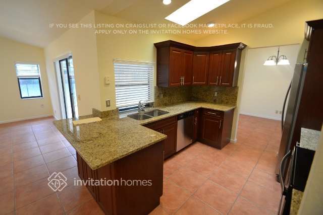 14204 Wellington Trace, Wellington, FL 33414 - photo 4