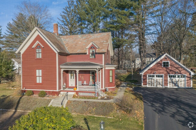A farmhouse in Leeds Village can be traditionally styled like this one with a slate roof.