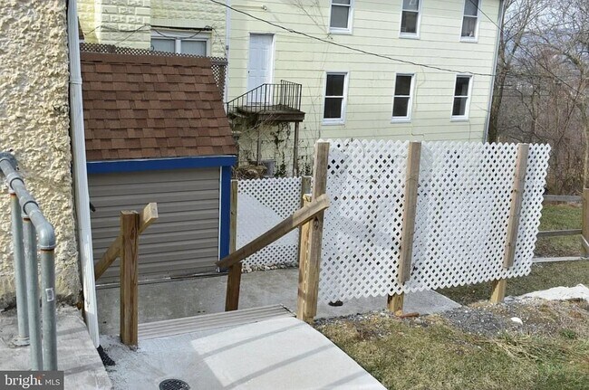 6726 Jefferson Blvd unit 4, Frederick, MD 21703 - photo 5