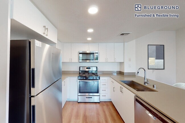 351 Hodencamp Rd unit FL2-ID8989A, Thousand Oaks, CA 91360 - photo 6