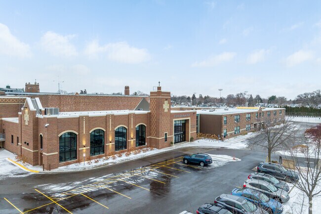 Cretin-Derham Hall has an 