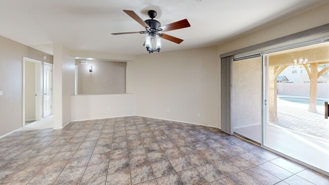 10440 E Bridgeport St, Tucson, AZ 85747 - photo 3