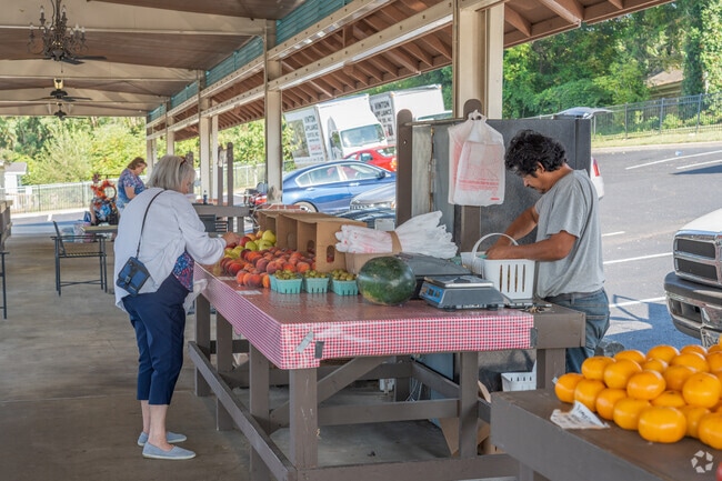 The local farmers market is only a short drive away in Vinton and is open every weekend.