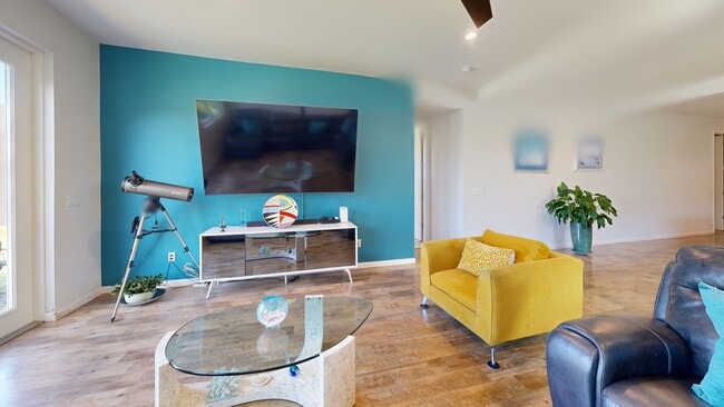 2172 Falls Manor, Vero Beach, FL 32967 - photo 2