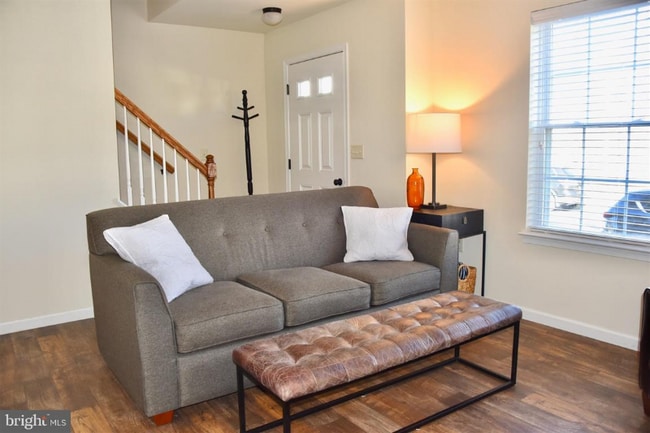 503 Byler Cir, Lebanon, PA 17042 - photo 2