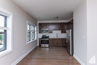 2350 N Kimball Ave Unit 2, Chicago, IL 60647