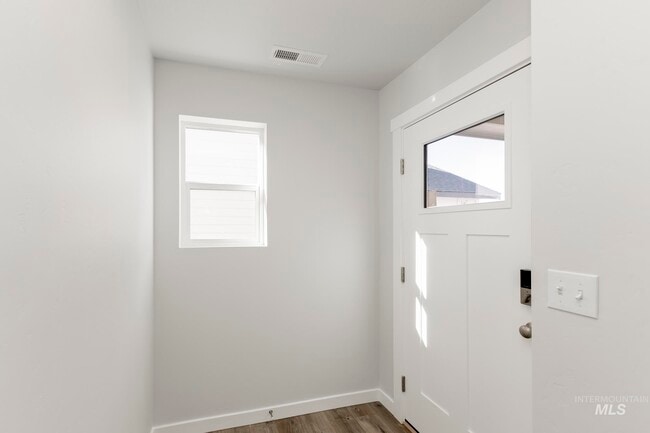 4231 N Delphi Ave, Meridian, ID 83646 - photo 2