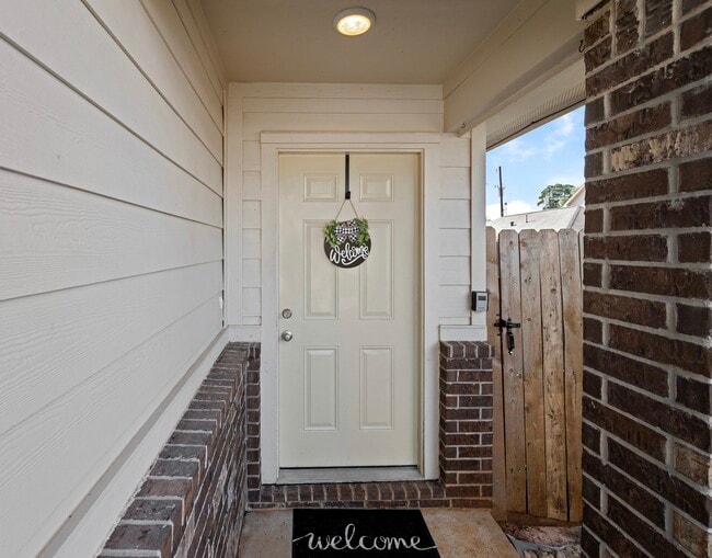 16649 E Forrestal, Montgomery, TX 77316 - photo 3