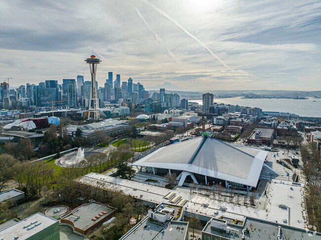 There are various local attractions residents and visitors can enjoy in Uptown.