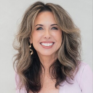 Carolyn Smith