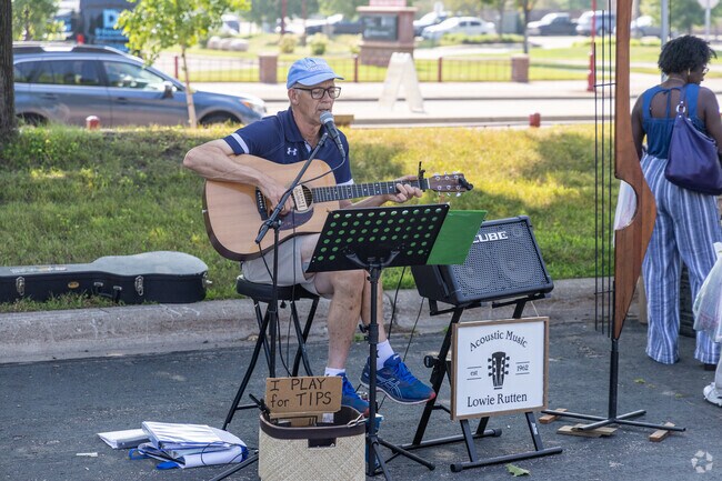 The Apple Valley farmers market also has entertainers serenading the crowd.