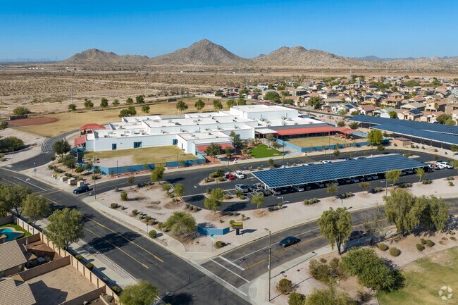 Westpark Elementary School is located near many homes in Buckeye.