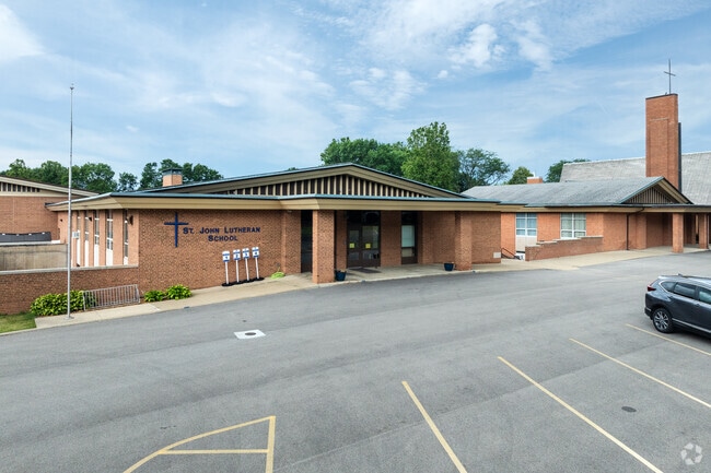 St. John Lutheran School has a student-teacher ratio of 9 to 1.