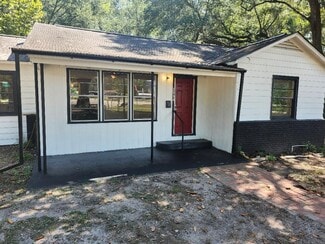 2004 N Margaret Ave, Kirbyville, TX 75956